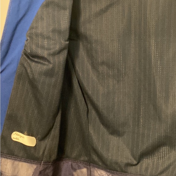 Vintage Lululemon Running Jacket - Picture 9 of 10